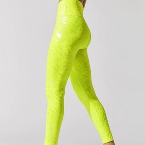 Neon Iridescent High Rise 7/8 Legging by Carbon38